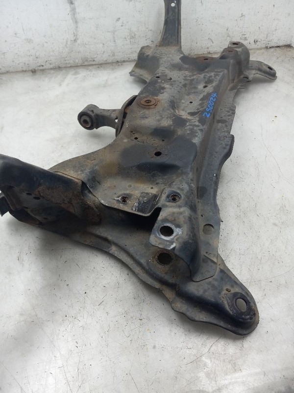 06 07 08 09 10 11 TOYOTA YARIS S FRONT SUBFRAME CROSSMEMBER