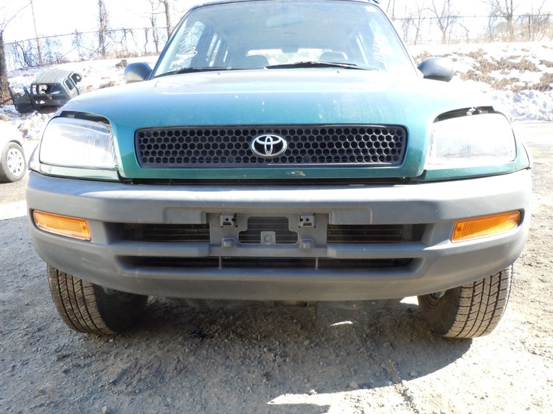1996 1997 Toyota RAV4 Front Bumper Cover W/O Fender Flare 6N5