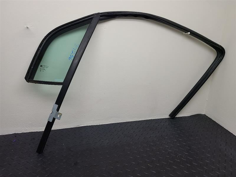 13-21 Chevrolet Trax Rear Right Passenger Door Vent Glass Clear OEM 95375249