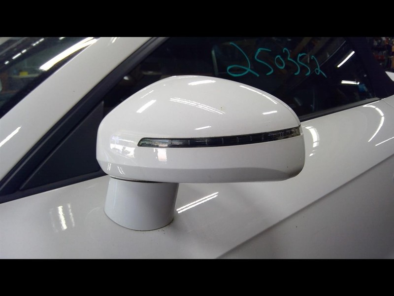 Passenger Side View Mirror Power Painted Housing Fits 08-15 AUDI TT 1656727