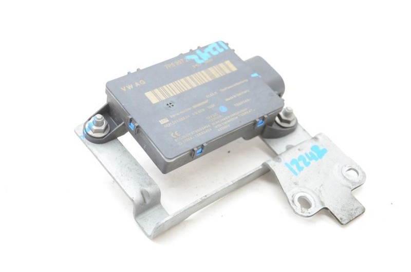2011-2014 Porsche Cayenne 4.8L Tire Pressure Monitoring Module 7P5907273D