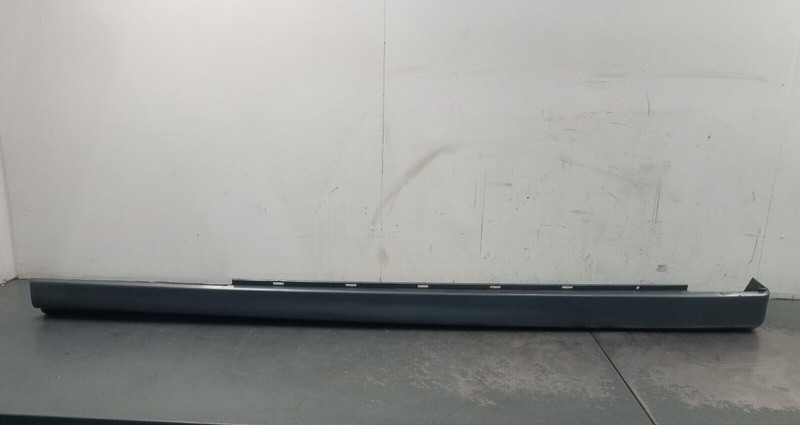 2005 Pontiac GTO Right Side Skirt Rocker Panel #2371 S1