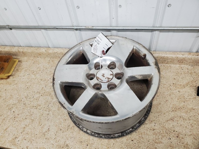 Wheel 18x8 6 Spoke 2 Size Spokes Opt QF8 Fits 07-14 YUKON 304714