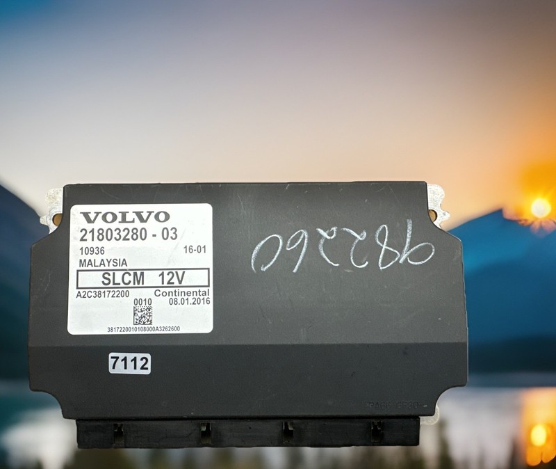 ✅ 2017 Volvo VNL Dash Control Module SLCM 21803280-03 OEM ✅