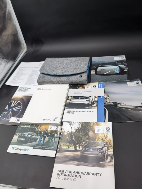 2015 BMW i3 Owners Manual OEM Case 15 Electric