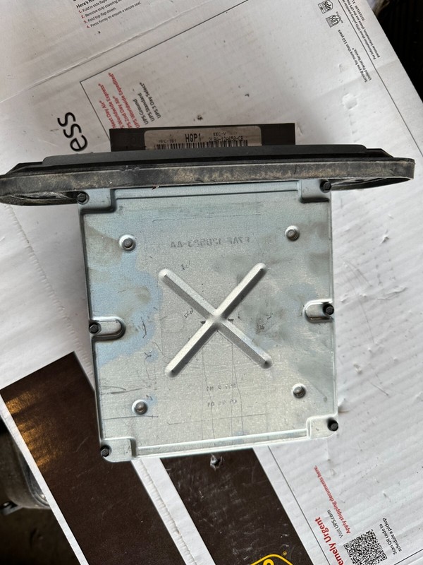 02 MAZDA TRIBUTE & FORD ESCAPE OEM 3.0 ENGINE COMPUTER ECU PCM 2L8A-12A650-CB
