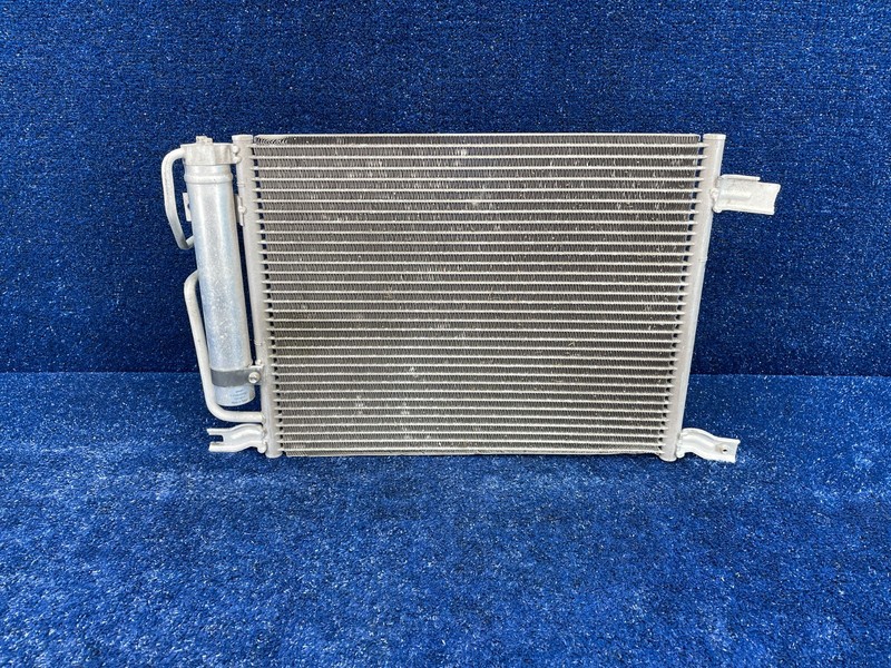 2006-2010 SATURN SKY PONTIAC SOLSTICE 2.4L A/CCondenser Radiator OEM