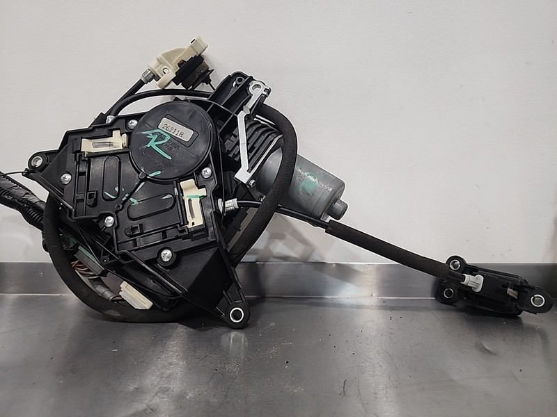 2011 - 2017 HONDA ODYSSEY REAR Right SIDE POWER SLIDING DOOR MOTOR CABLE RH