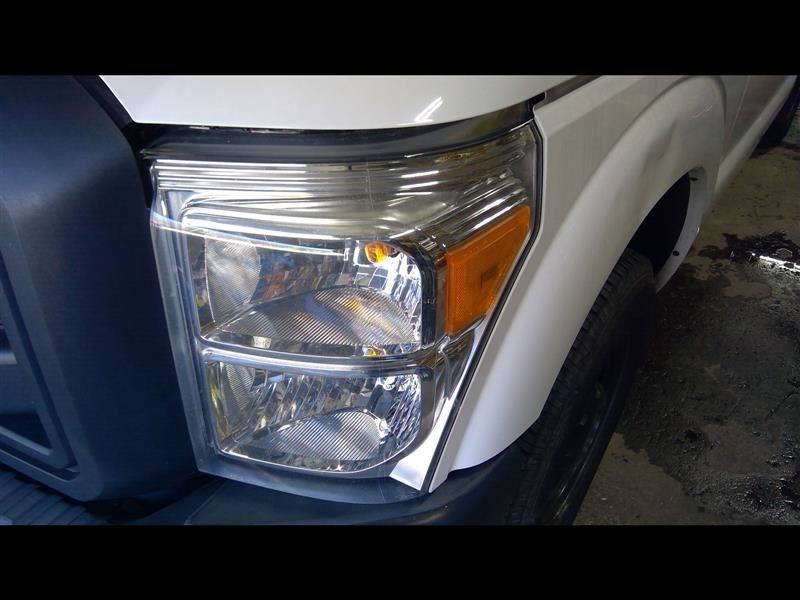 Driver Headlight Composite Fits 11-16 FORD F250SD PICKUP 1067247