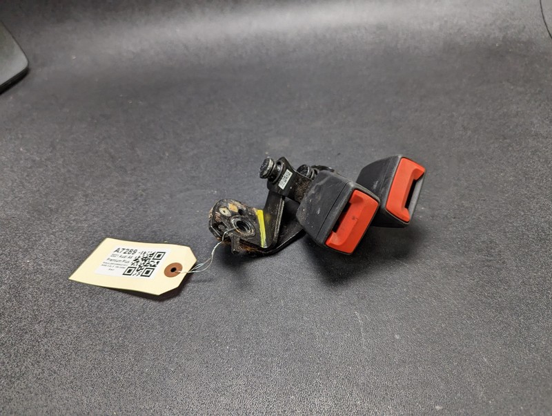 Rear Left Seat Belt Buckle 2021 Audi A6