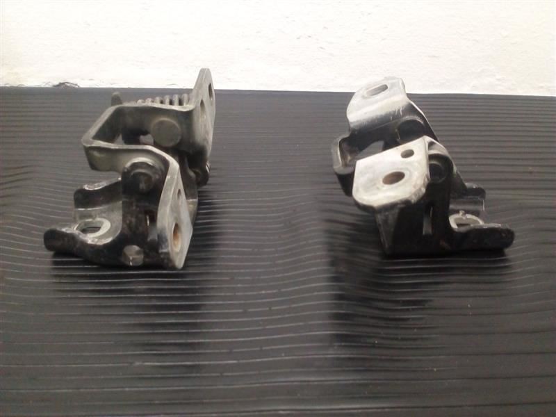 09-18 Dodge Ram 1500 Rear Left Driver Door Hinges Pair Black OEM 68058523AA