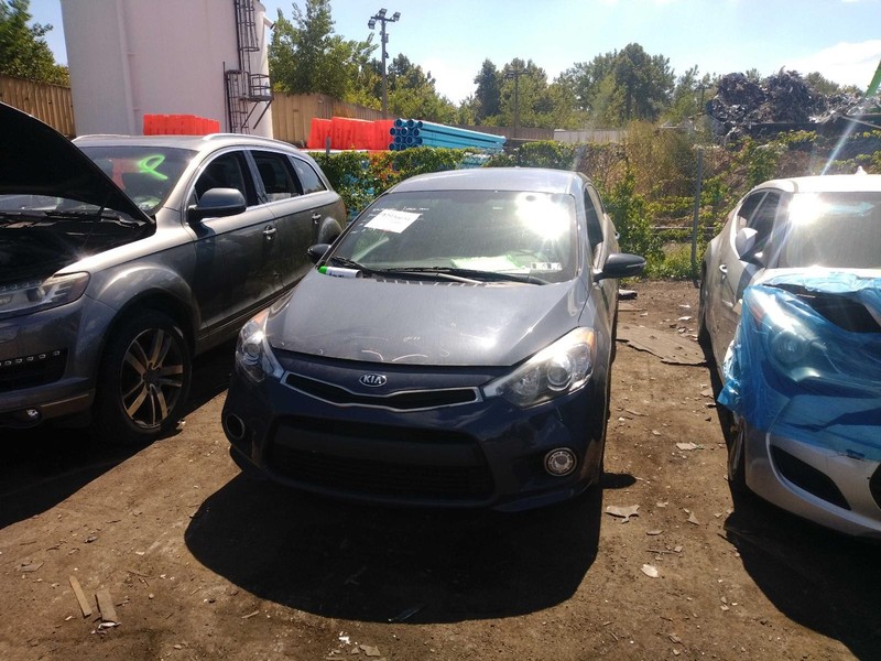 2016 KIA FORTE Steering Knuckle Front Right OEM 229329 Grey 144K Miles