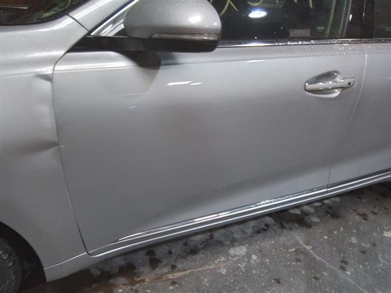 Driver Left Front Door With Acoustic Glass Fits 17-19 CADENZA 3226353