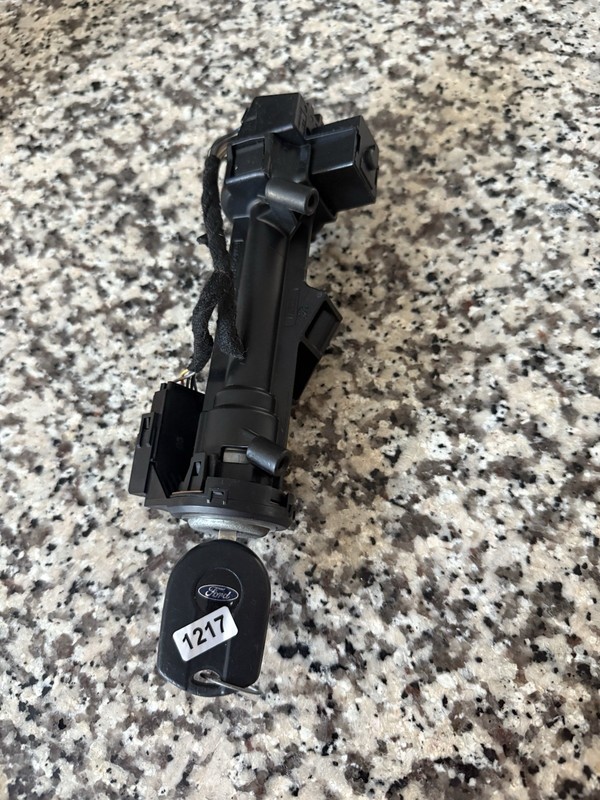 2012-2018 FORD FOCUS IGNITION SWITCH LOCK W/ KEY & IMMOBILIZER OEM