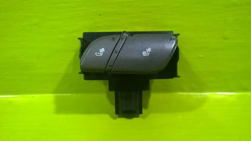 06 07 08 09 10 11 LUCERNE PASSENGER RIGHT FRONT HEATED SEAT SWITCH OEM 2961-10