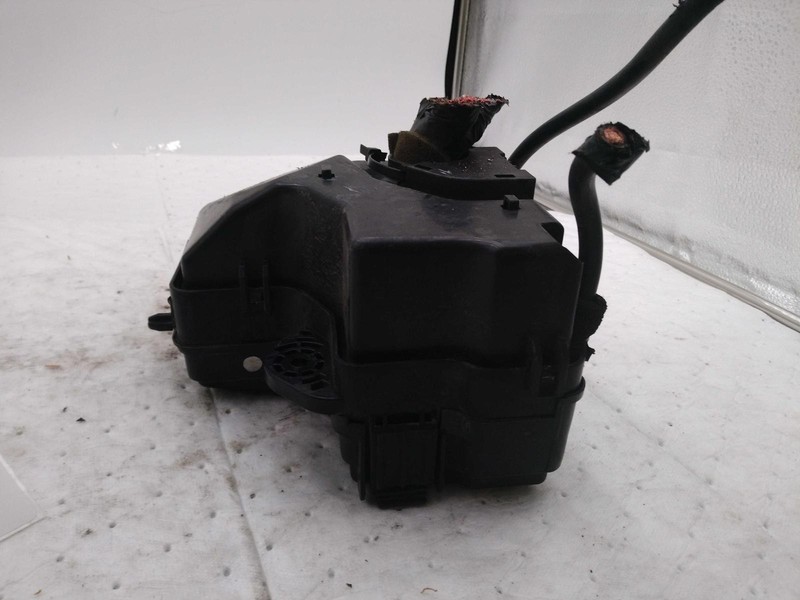 2015 Hyundai Veloster OEM Used Fuse Box 913052V157 Black 78K Miles