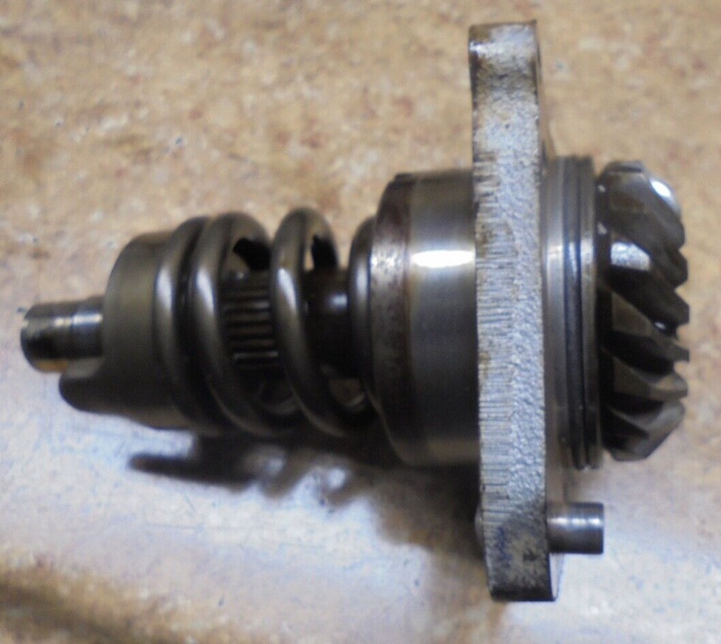 03 Honda Shadow VT1100C VT1100 VT 1100 Engine Shaft Drive Bevel Transfer Output