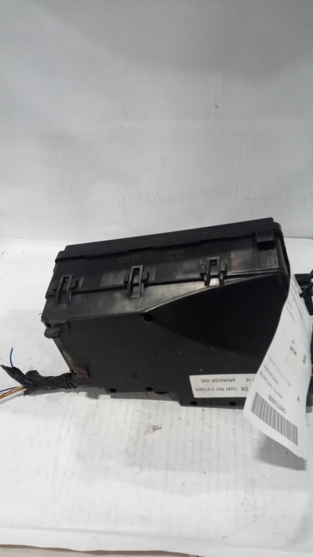 2010 Volvo 40 Series OEM Fuse Box White 307283481 170K Miles - Used