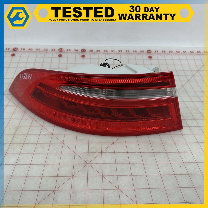 17-19 JAGUAR XE REAR LEFT DRIVER SIDE OUTER TAIL LIGHT LAMP OEM