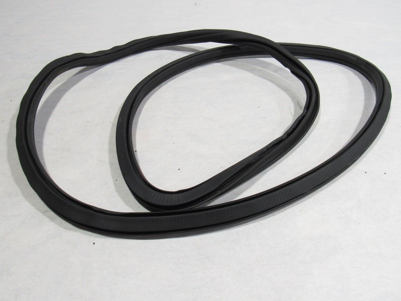20-24 BMW M8 F93 2022 Rear Right Door On Body Weatherstrip Rubber Seal ;:O
