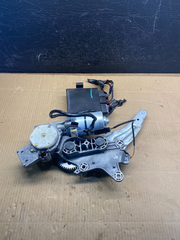 2008-2017 GMC Acadia Enclave Tailgate Back Door Rear Wiper Motor Wiper AD4907 DG