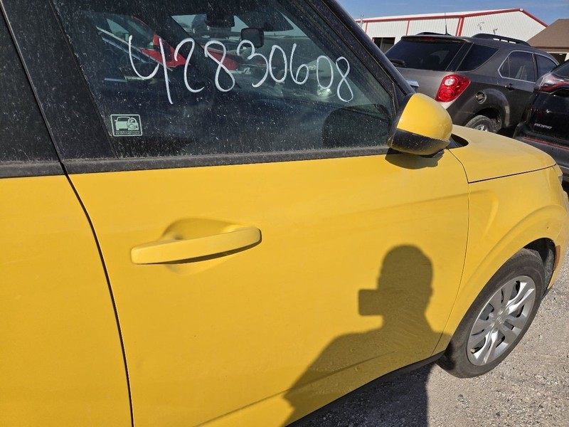 Passenger Front Door Without Automatic Up And Down Fits 20-24 SOUL 3585338