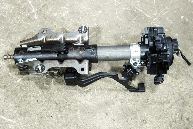 2010-2015 Chevrolet Camaro Steering Wheel Column 19K Miles OEM *USED*