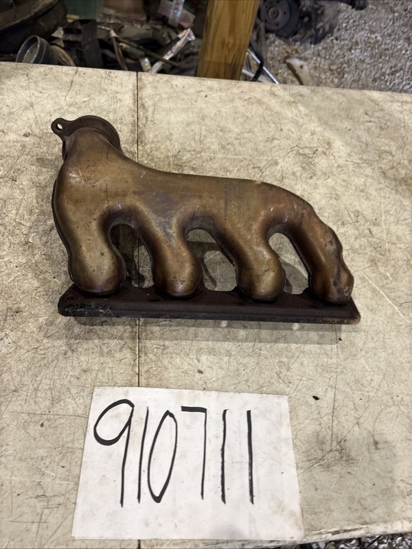 2006 - 2011 CADILLAC DTS 4.6L Exhaust Manifold Left Driver Side LH OEM