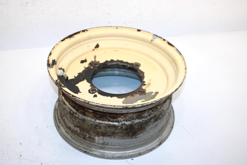 96 Polaris Magnum4x4 Oem 12X6 Front Wheel Rim 1523448-067 1520179-117 AP56