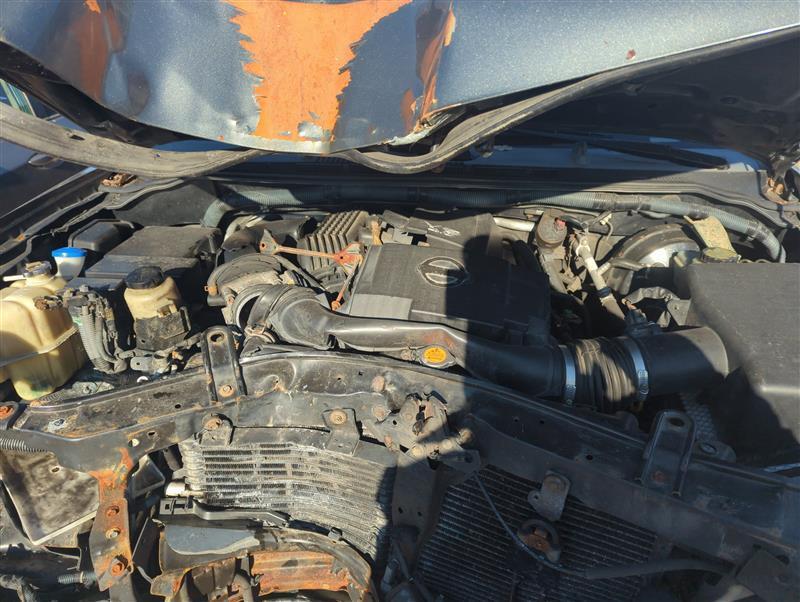 2006 Nissan Pathfinder Transfer Case Assembly OEM 3126874052 226K Miles