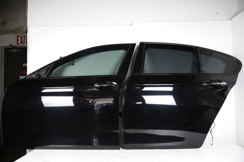 11-16 BMW F10 535 550 528 Front Rear Driver Side Doors Complete JET Black W/ KEY