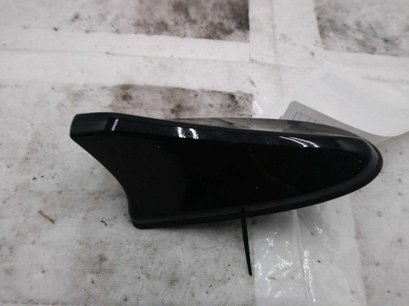 2022 Hyundai Elantra Antenna Grey Used 40000 Miles OEM Non-Interchangeable