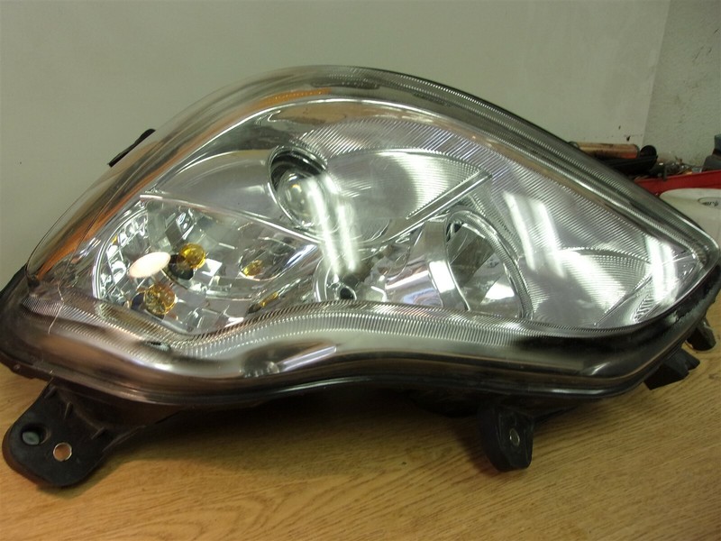 Kenworth T60 Driver's Side Headlight *FREE SHIPPING*