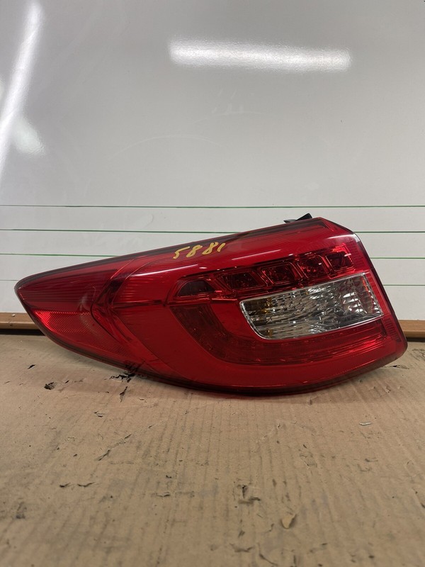 2015-2017 Hyundai Sonata Tail Light Lamp Left Hand Side Outside Driver LH