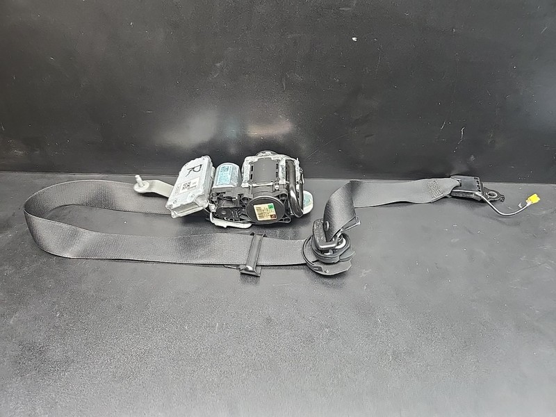 W207 W212 10-17 Mercedes E Class Coupe Front Right Seat Belt Retractor Black