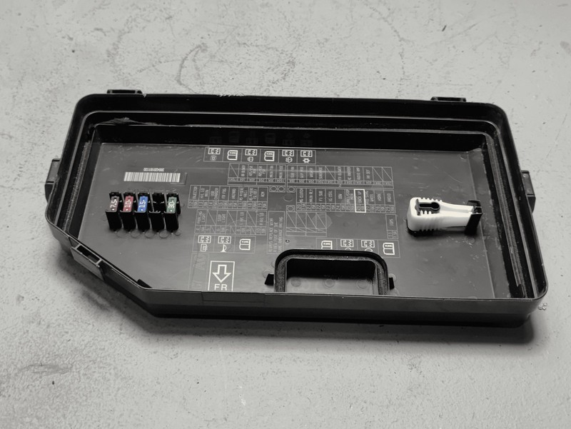 HONDA PILOT FUSE RELAY JUNCTION BOX BLOCK UPPER COVER 2016-2018 OEM