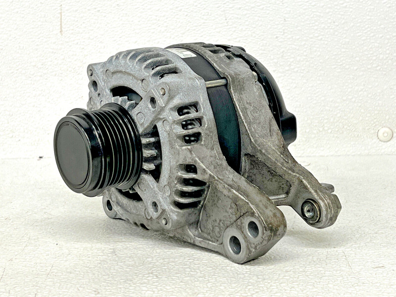 ⭐2017-2024 CADILLAC XT5 3.6L ENGINE ALTERNATOR GENERATOR 45K MILES OEM LOT2511