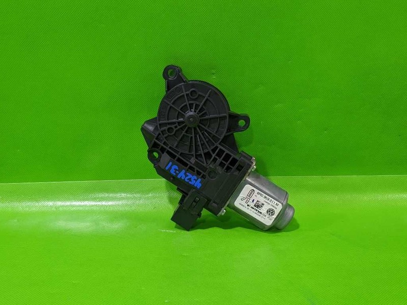 15-18 JETTA DRIVER LEFT REAR WINDOW MOTOR OEM 4524-31