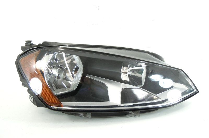 2015 2016 Volkswagen Golf Sportwagen Halogen Headlight Passenger Right OEM