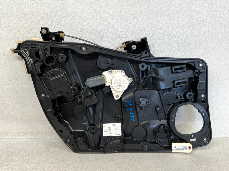 ⭐14-19 MERCEDES CLA250 FRONT LEFT DRIVER DOOR WINDOW REGULATOR MOTOR OEM LOT2739