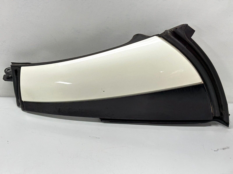 🟢 2012-16 Mercedes-Benz SLK250 OEM REAR RIGHT C-PILLAR MOLDING COVER WHITE 799