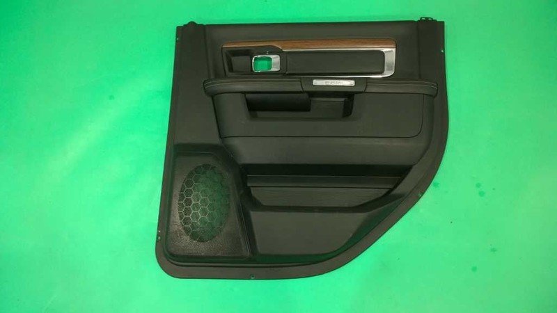 13-18 RAM 1500 LARAMIE CREW CAB PASSENGER RIGHT REAR INTERIOR DOOR PANEL 3463-80