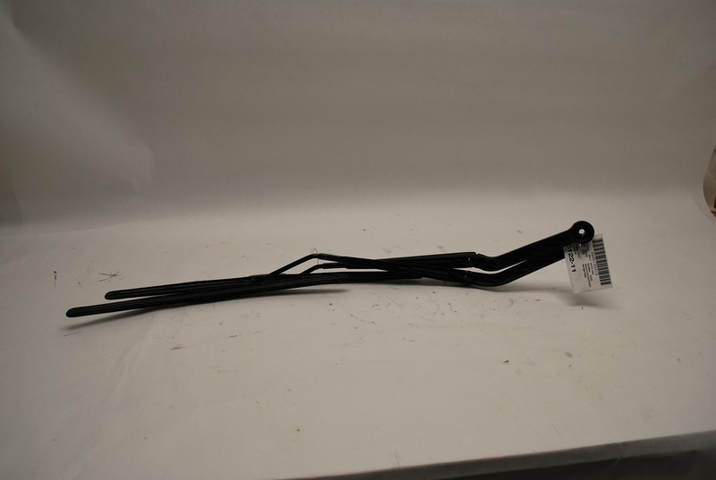 2015-2019 BMW X6 F16 WINDSHIELD RIGHT & LEFT SIDE WASHER WIPER ARM PAIR OEM
