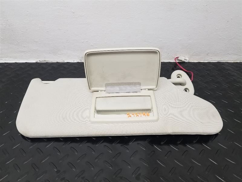 07-10 Dodge Nitro Right Passenger Sun Visor W/ Illumination OEM 1CK18DW1AC