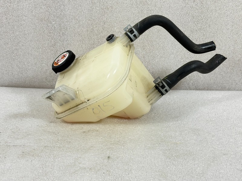 2018-2022 Toyota C-HR Radiator Coolant Bottle Reservoir Tank 164A2-37012 #015