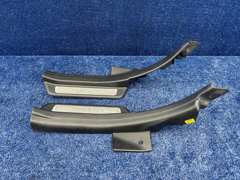 2013–2016 Kia Cadenza Rear Door Sill Scuff Plates Set OEM 85885-3R100 85875-3R10
