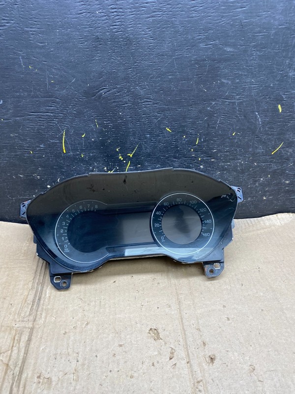 2016 Lincoln MKZ Speedometer Cluster Gauge OEM x5979 DG
