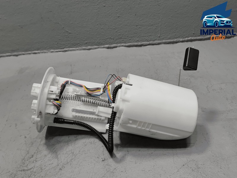TOYOTA CAMRY 2.5L FUEL GAS TANK PUMP UNIT DENSO 2018 - 2024 OEM