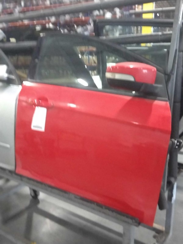 2017 Ford Focus Right Door Red 4DR SED Used OEM 186969 96000 Miles