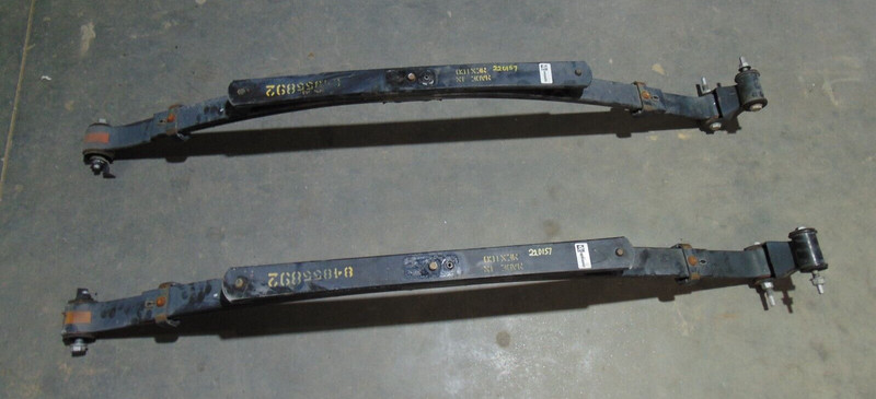 Rear LH & RH Leaf Springs Pair 2019-2023 Chevy Silverado 1500 GMC Sierra 1500